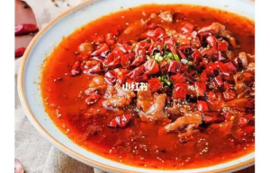 热门美食探索：川菜新潮流，辣味与传统的完美融合！
